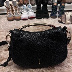 Elegant Black Leather Shoulder Bag
